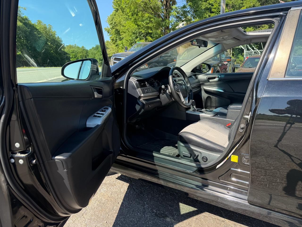 Toyota Camry SE 2013