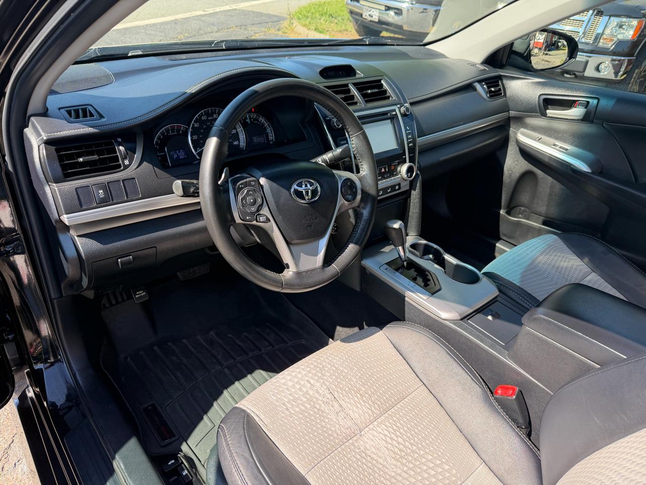 Toyota Camry SE 2013