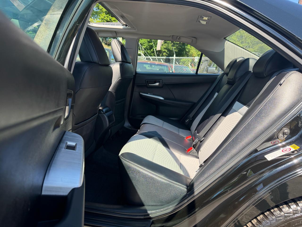Toyota Camry SE 2013