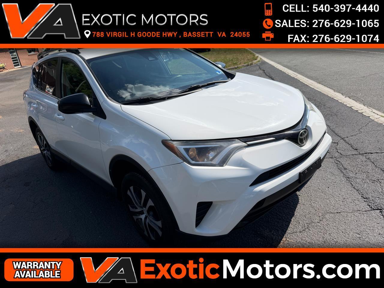 Toyota RAV4 LE AWD 2017