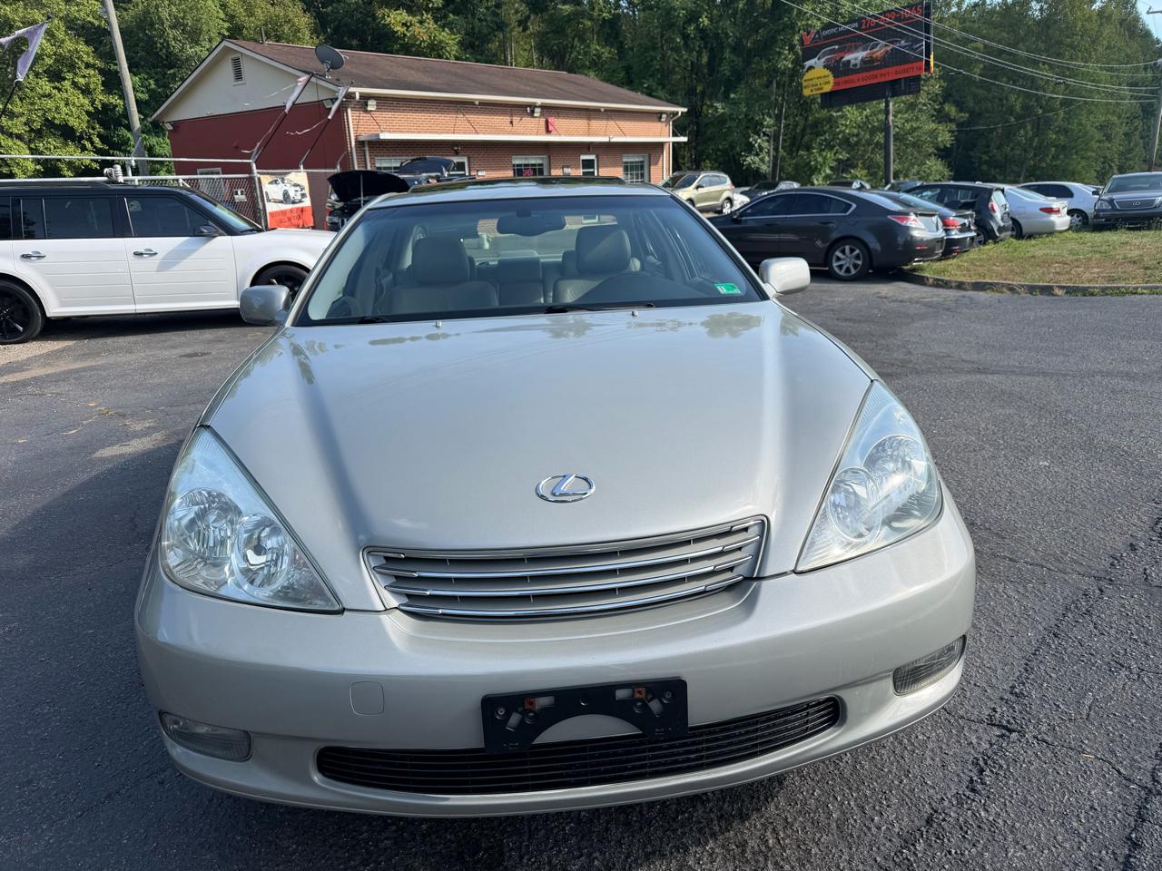 Lexus ES 300 4D Sedan 2002