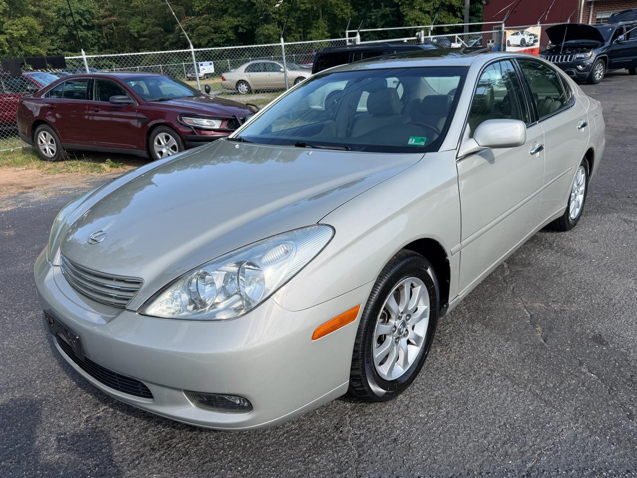 Lexus ES 300 4D Sedan 2002