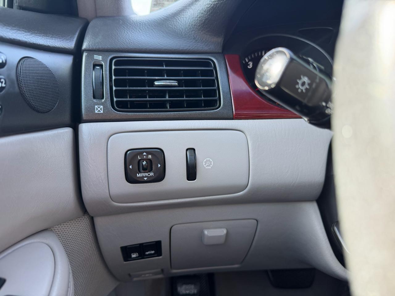 Lexus ES 300 4D Sedan 2002
