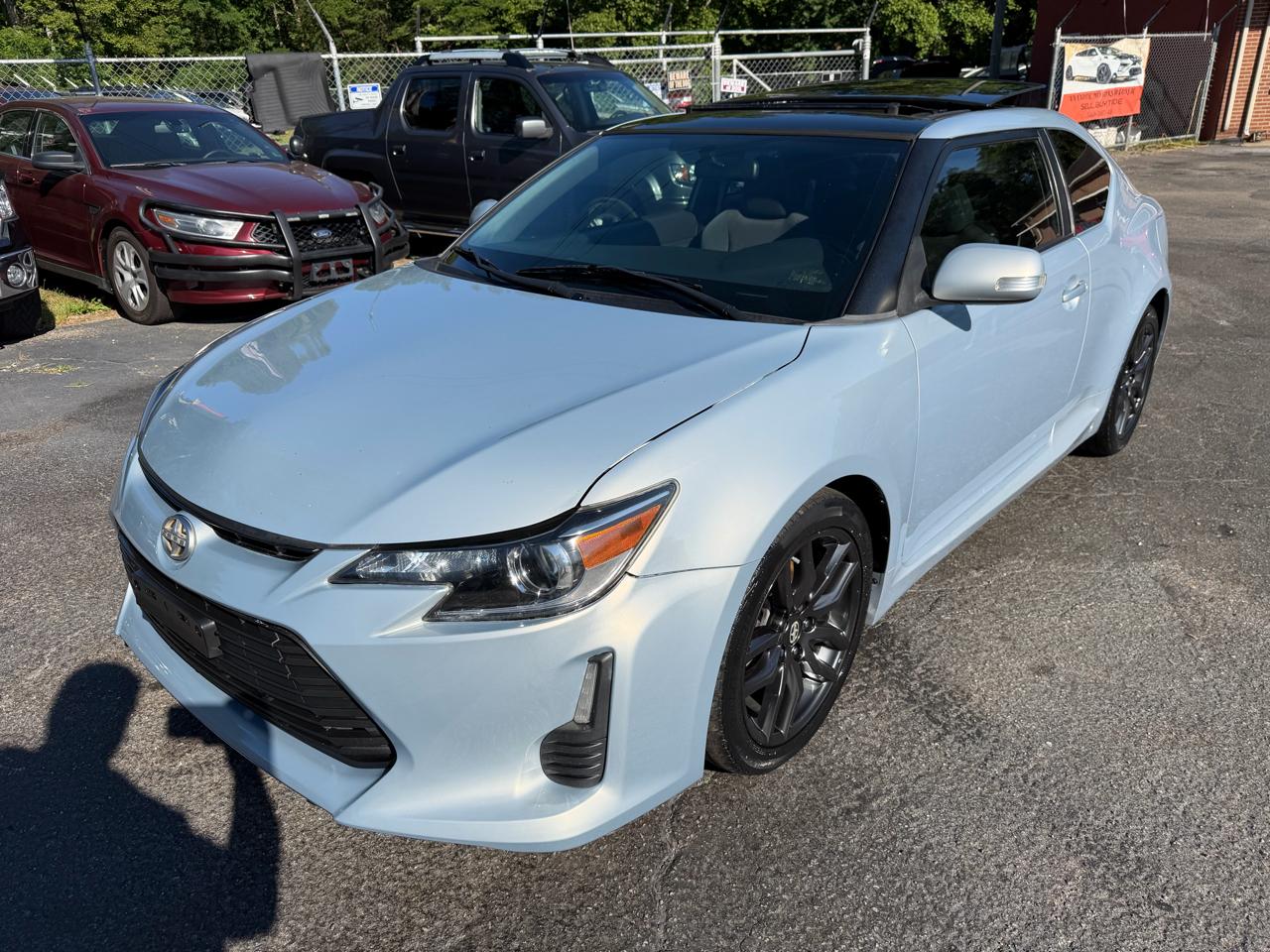 Scion tC 2dr HB Man (Natl) 2014