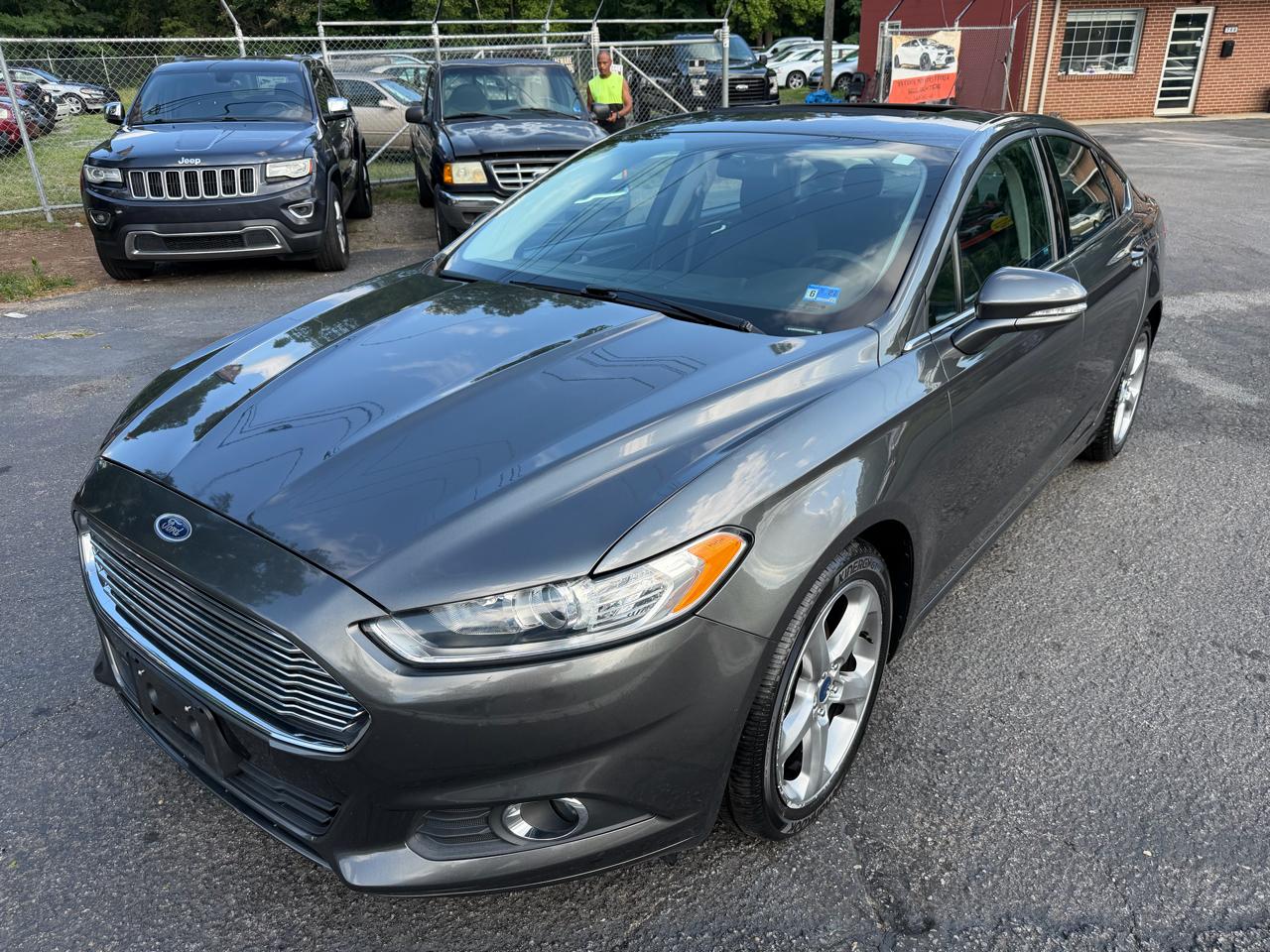 Ford Fusion 4dr Sdn SE FWD 2015