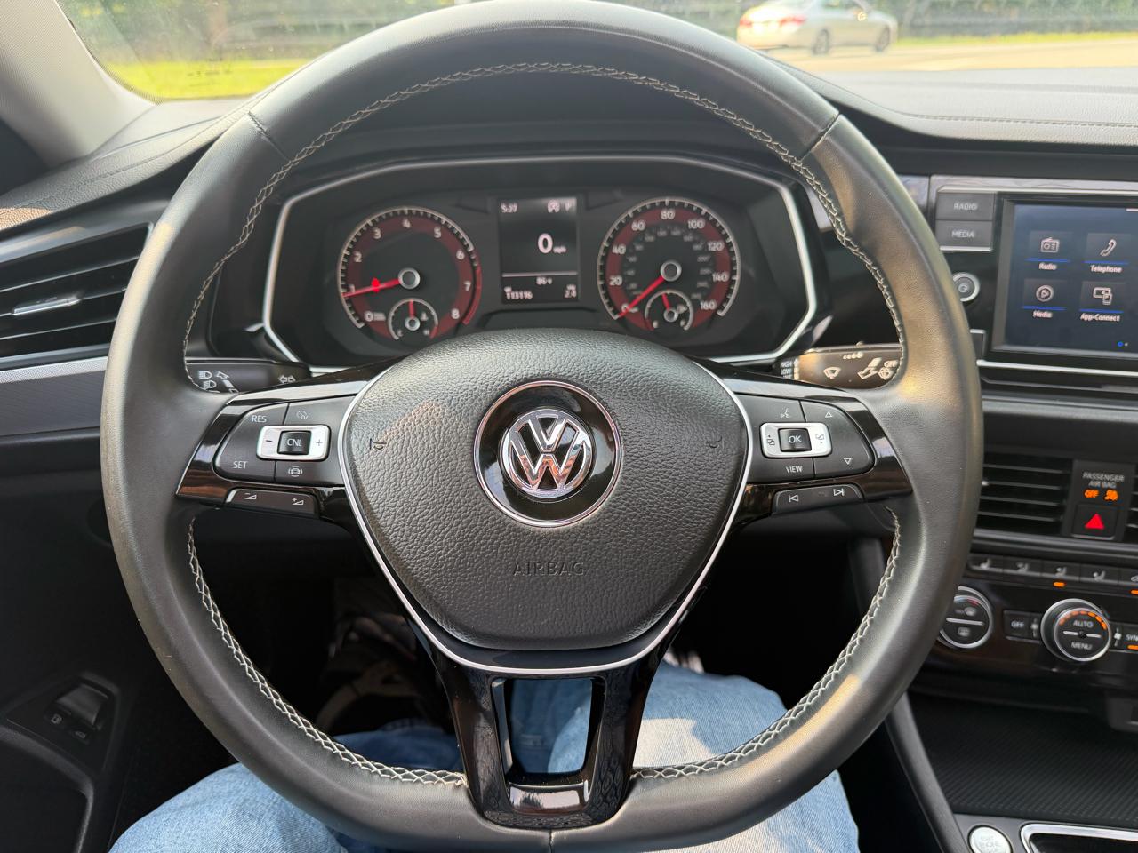 Volkswagen Jetta SE 2021