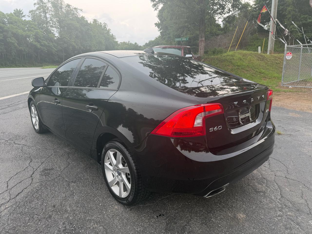 Volvo S60 4dr Sdn T5 FWD 2014