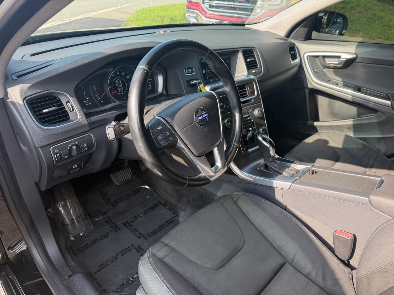 Volvo S60 4dr Sdn T5 FWD 2014