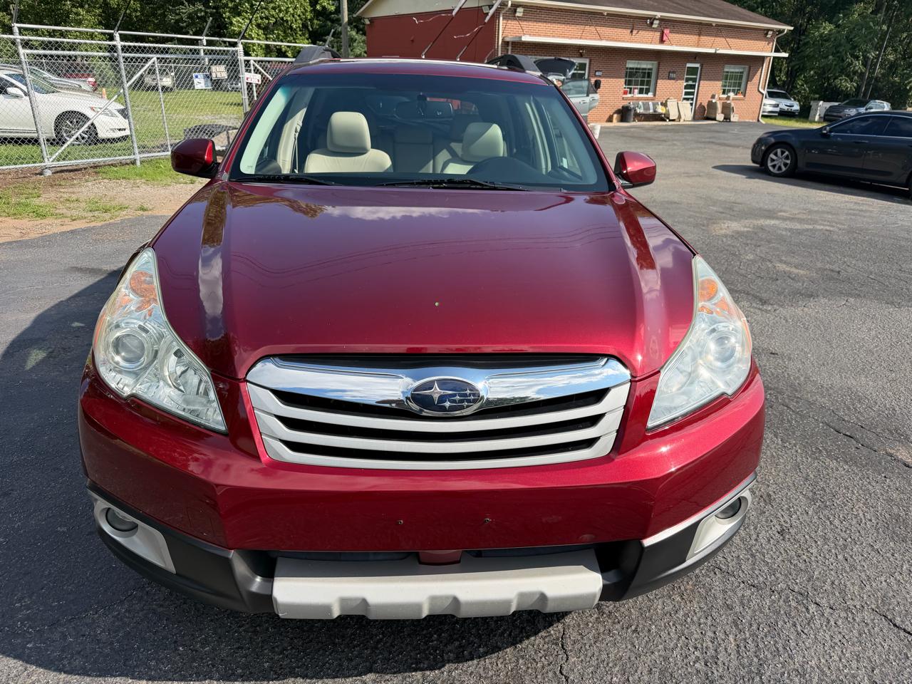 Subaru Outback 4dr Wgn H4 Auto 2.5i Limited Pwr Moon 2011