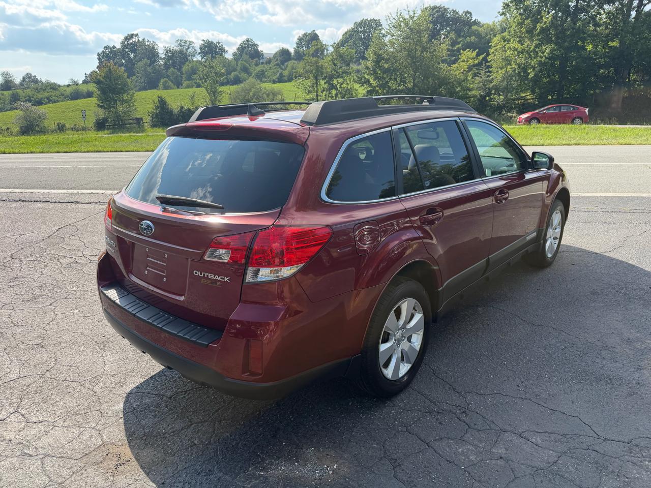 Subaru Outback 4dr Wgn H4 Auto 2.5i Limited Pwr Moon 2011