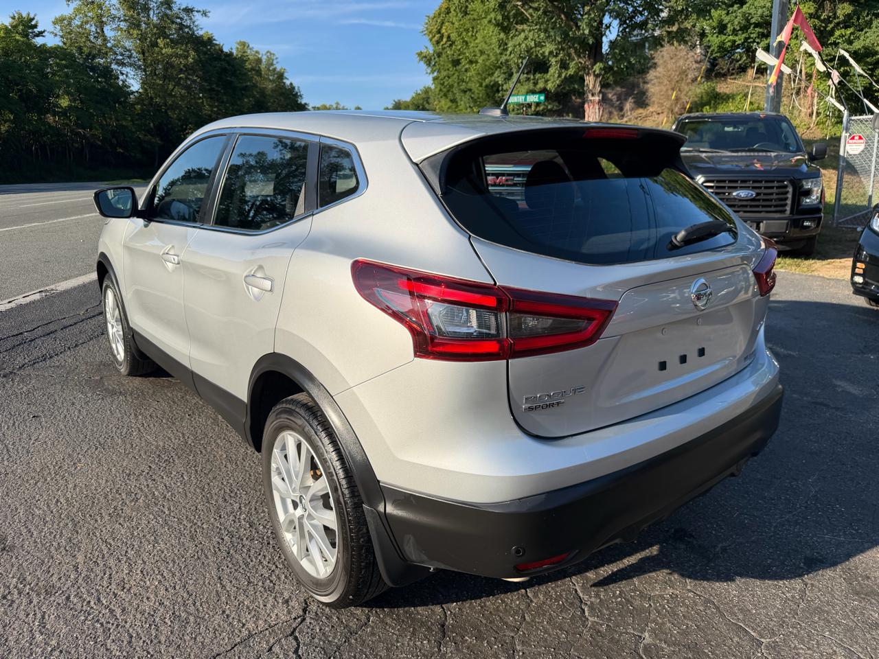 Nissan Rogue Sport AWD S 2022