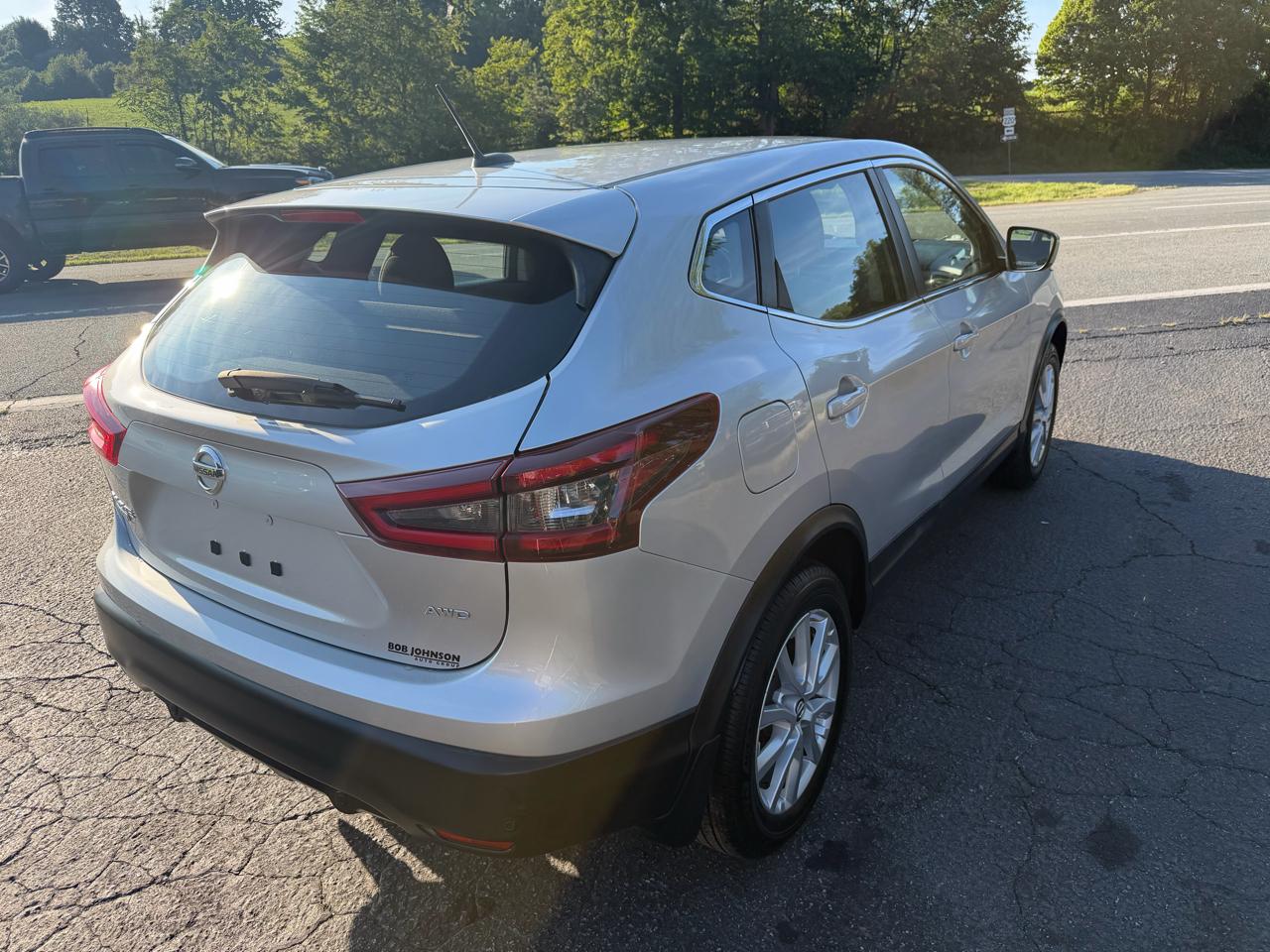 Nissan Rogue Sport AWD S 2022