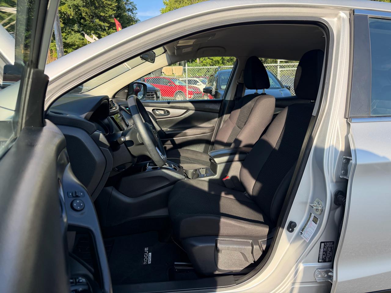 Nissan Rogue Sport AWD S 2022