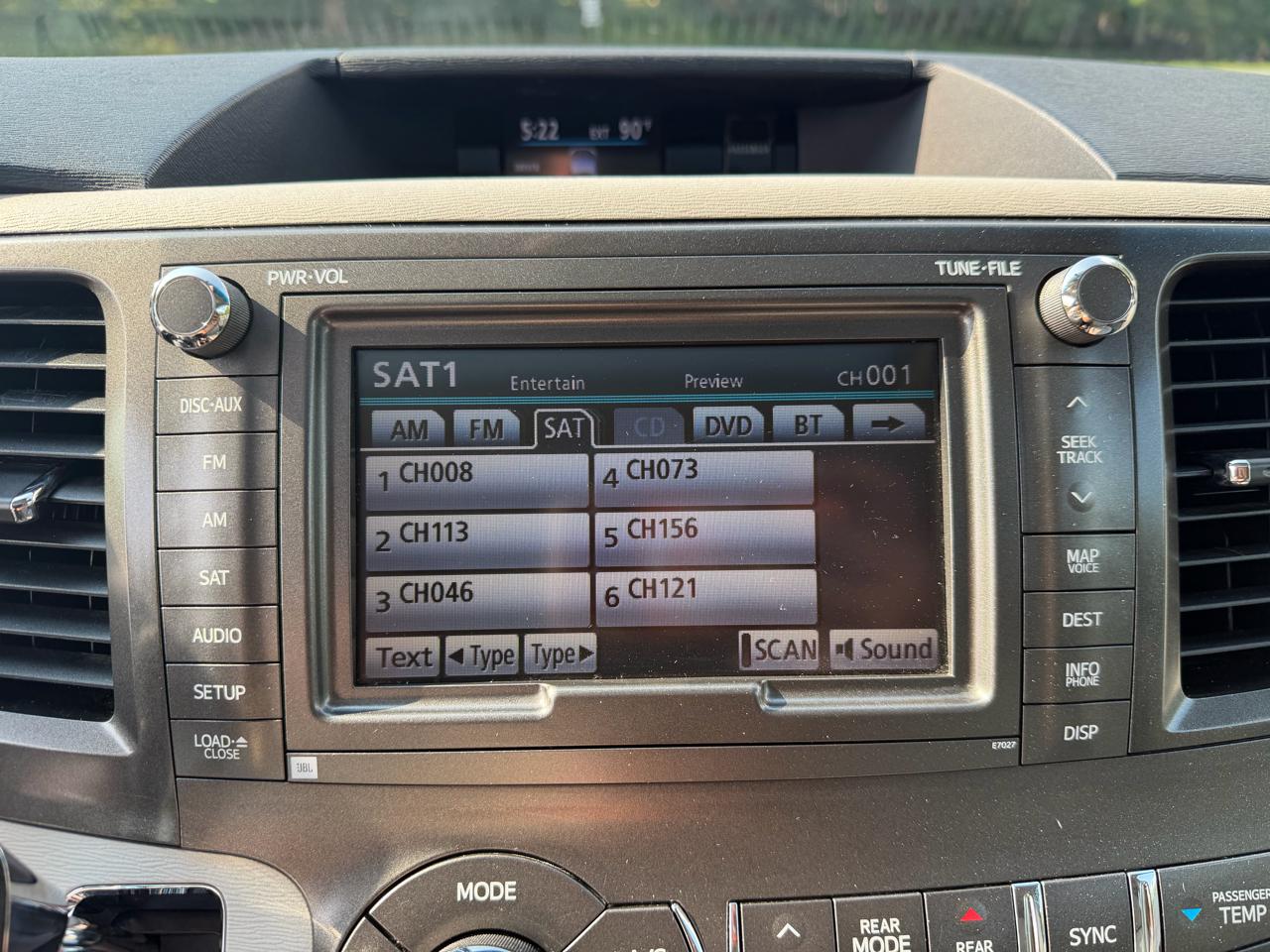 Toyota Sienna XLE Limited 2011