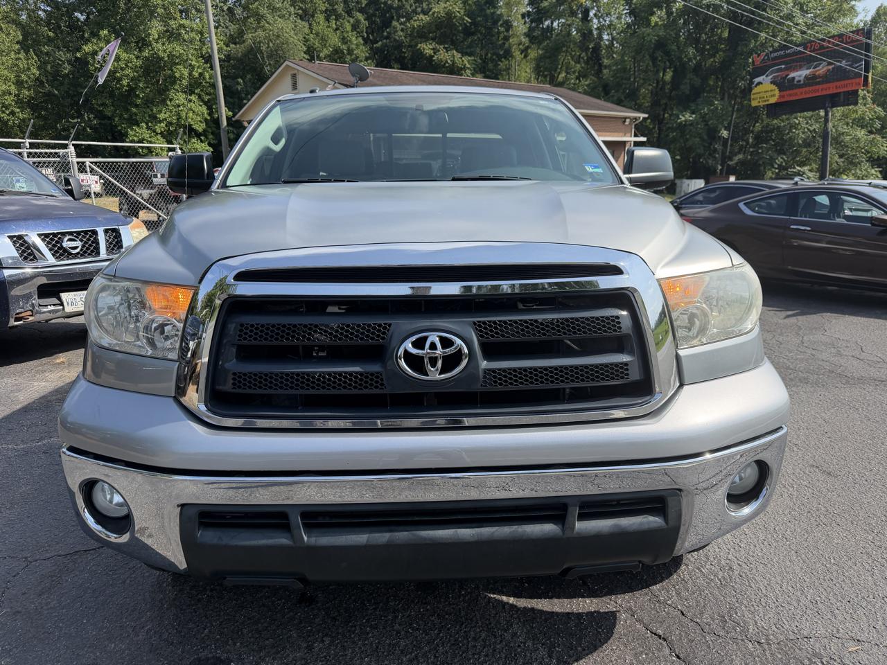 Toyota Tundra 2WD Truck Dbl 4.6L V8 6-Spd AT (Natl) 2010