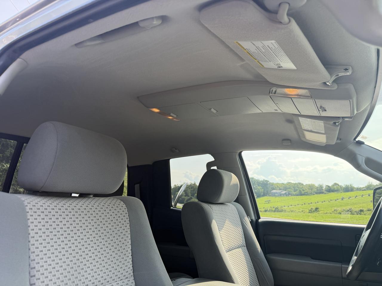 Toyota Tundra 2WD Truck Dbl 4.6L V8 6-Spd AT (Natl) 2010
