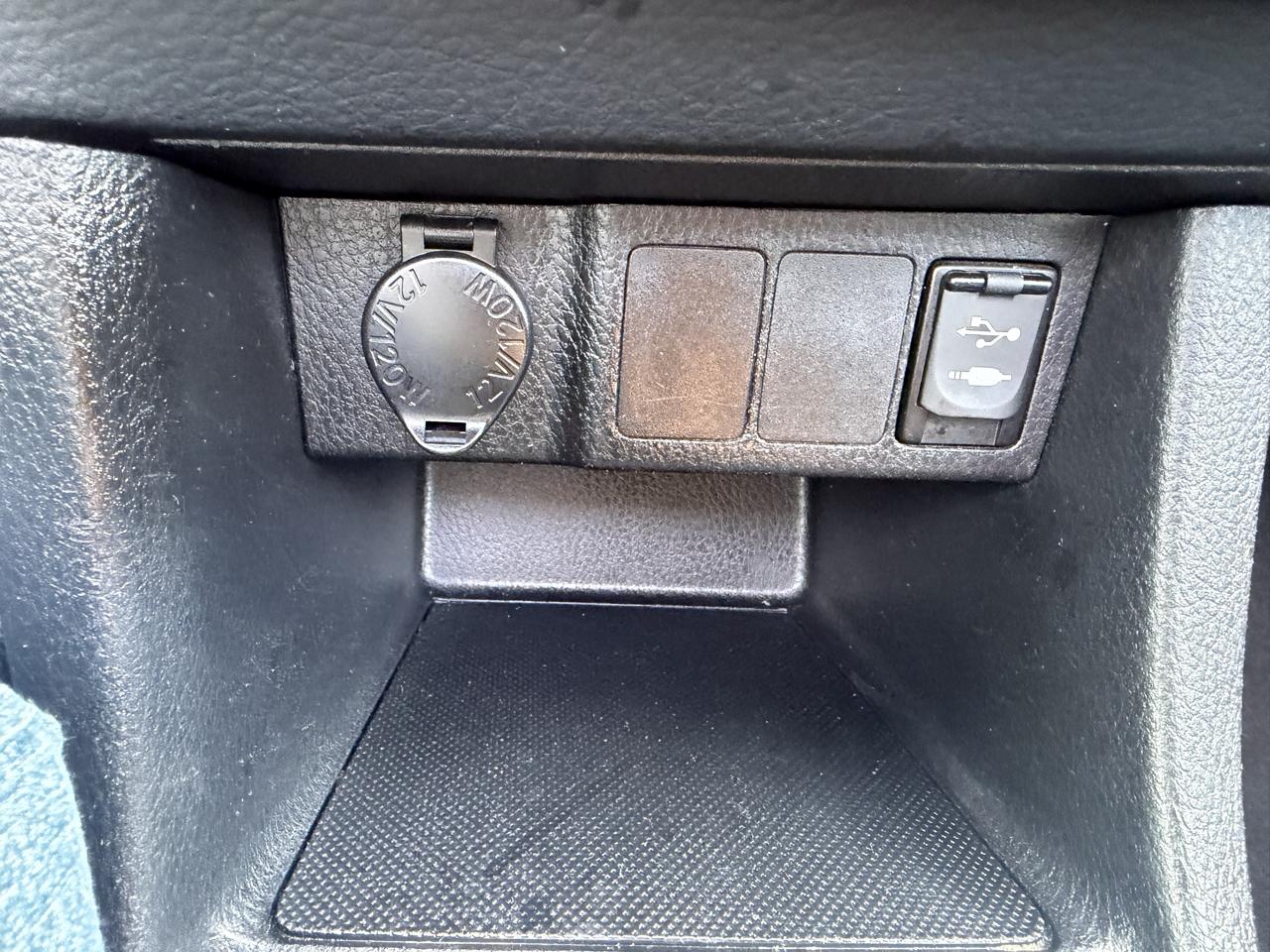 Toyota Corolla S Plus 6MT 2014