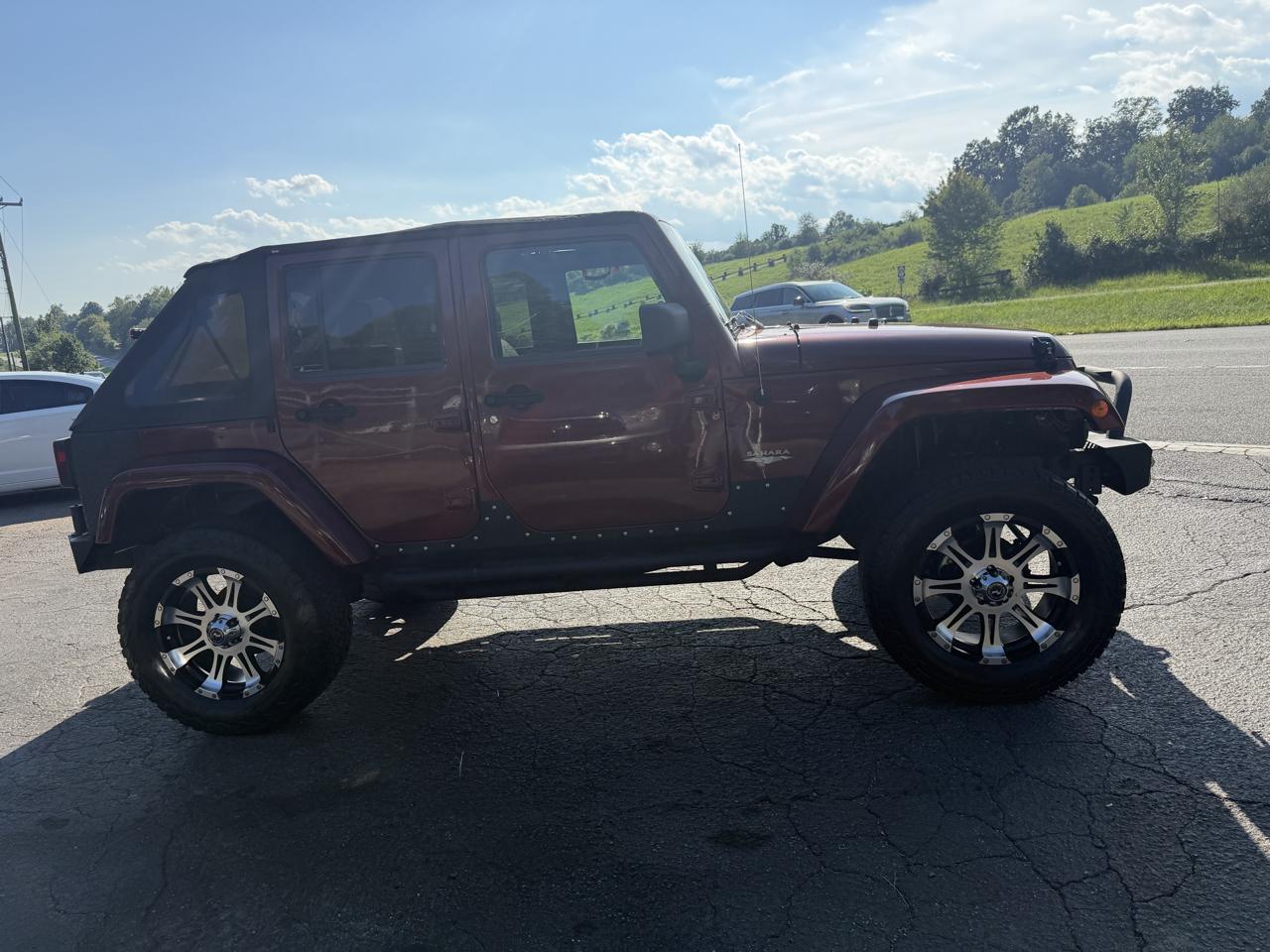 Jeep Wrangler 4WD 4dr Unlimited Sahara 2008