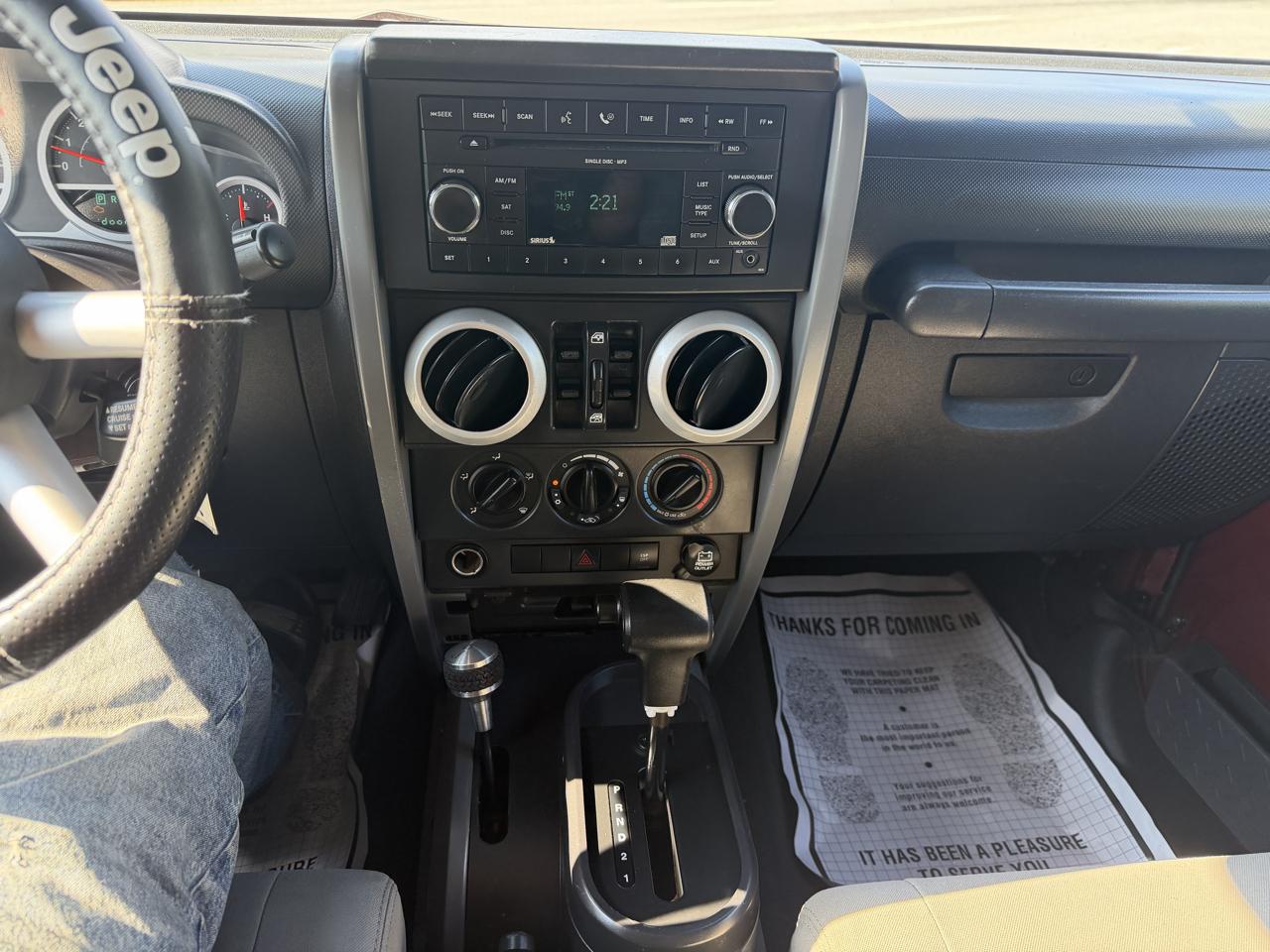 Jeep Wrangler 4WD 4dr Unlimited Sahara 2008