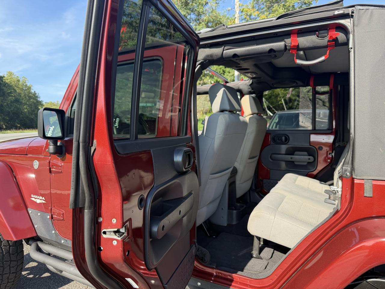 Jeep Wrangler 4WD 4dr Unlimited Sahara 2008