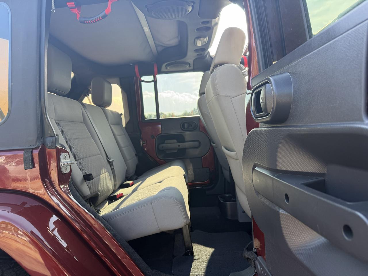 Jeep Wrangler 4WD 4dr Unlimited Sahara 2008