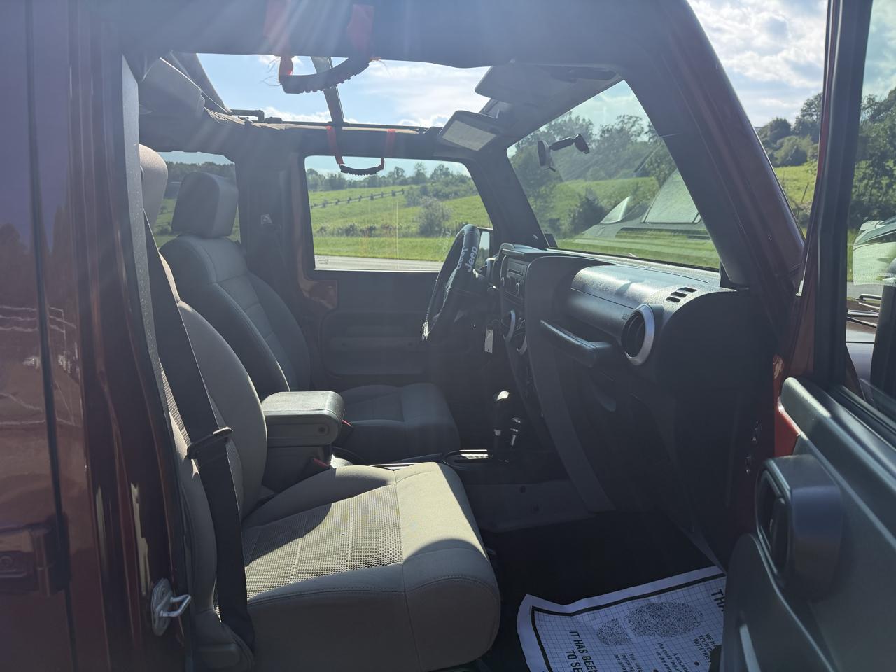 Jeep Wrangler 4WD 4dr Unlimited Sahara 2008