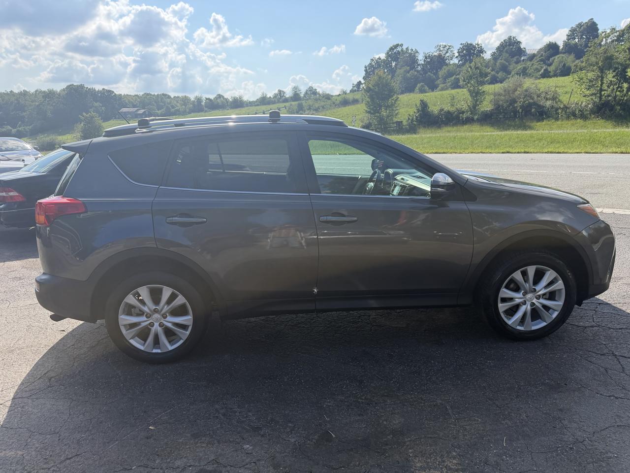Toyota RAV4 Limited AWD 2014