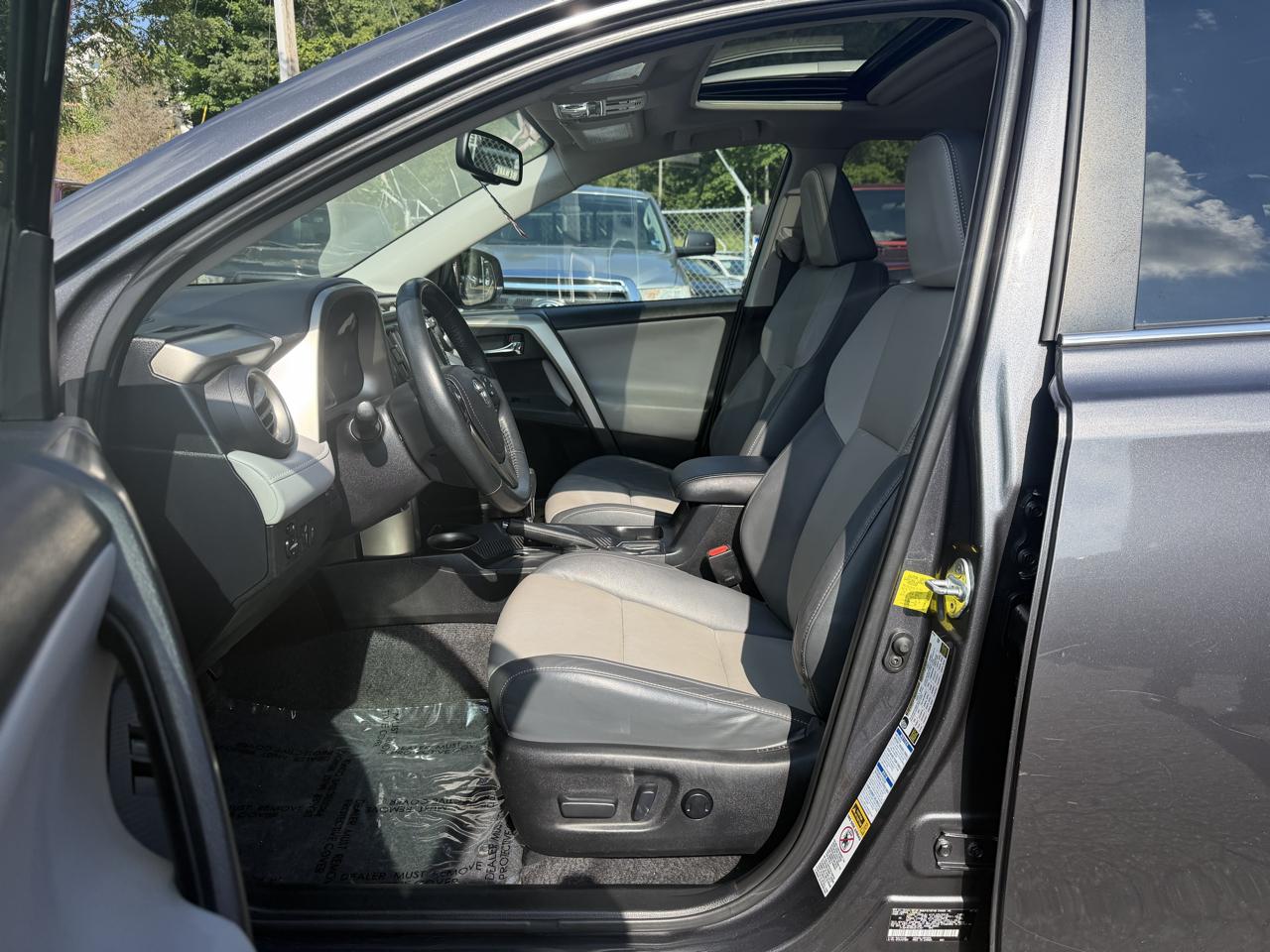 Toyota RAV4 Limited AWD 2014