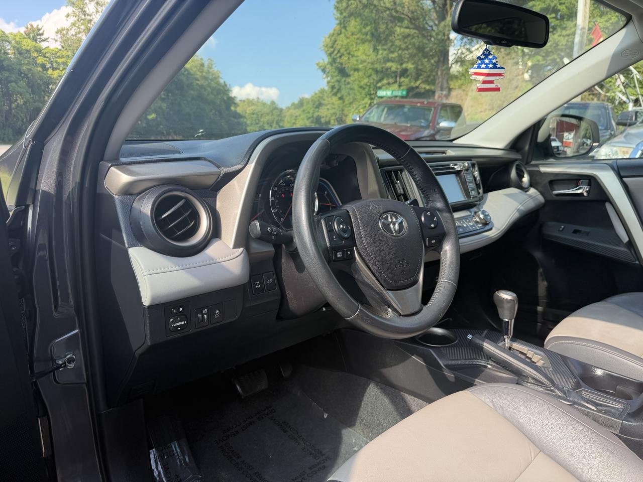 Toyota RAV4 Limited AWD 2014