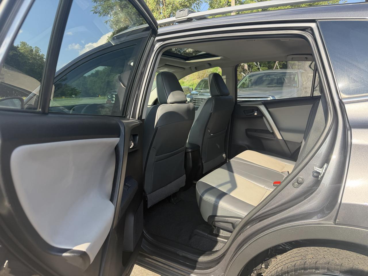 Toyota RAV4 Limited AWD 2014