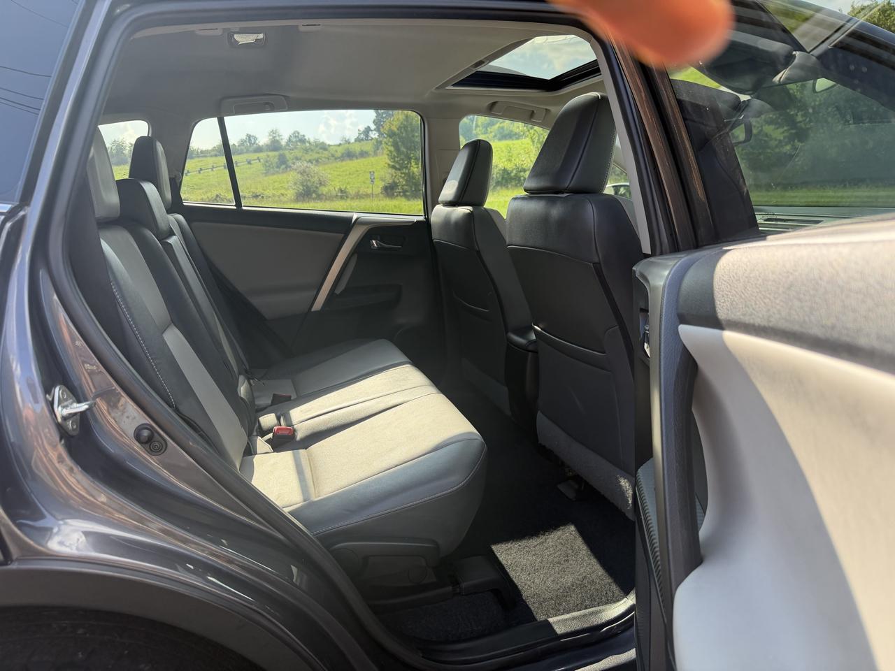 Toyota RAV4 Limited AWD 2014