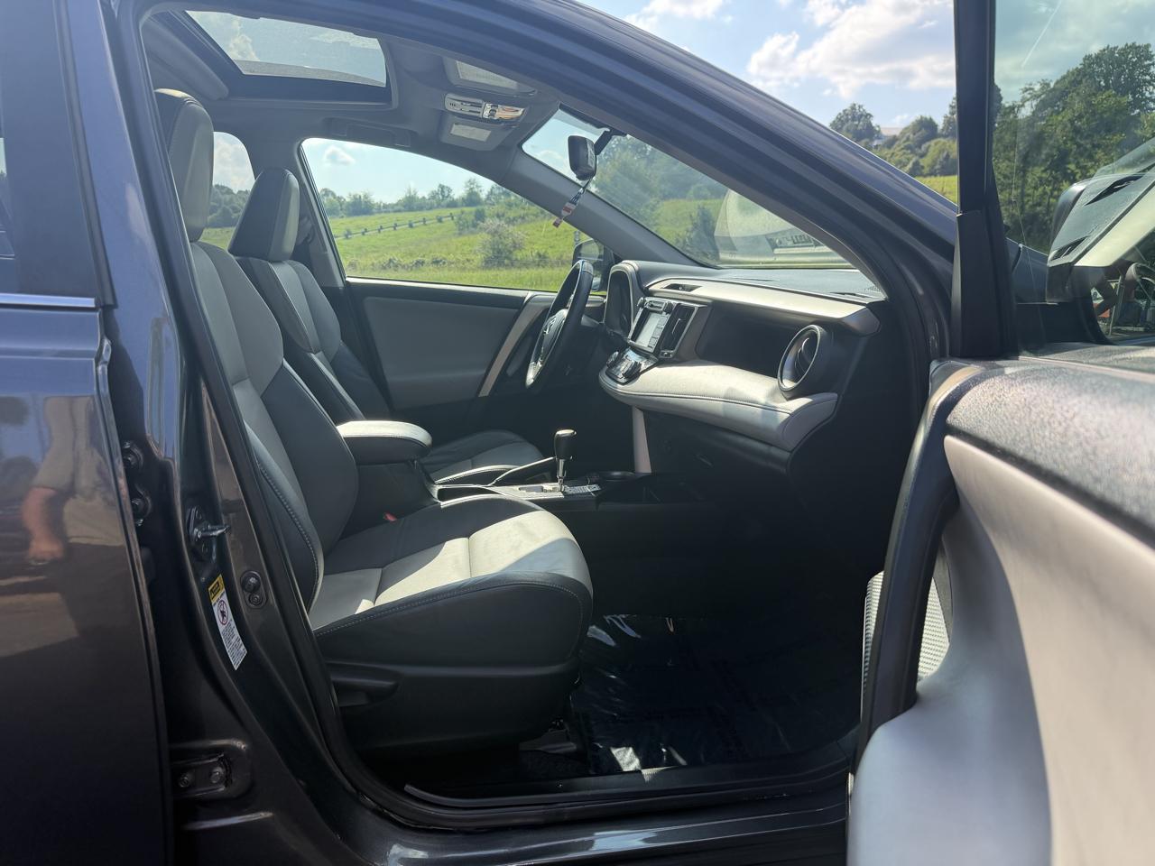 Toyota RAV4 Limited AWD 2014
