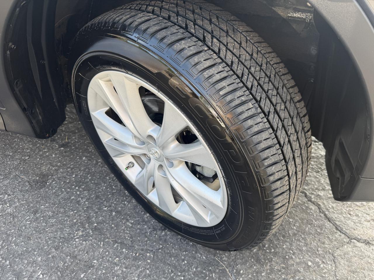 Toyota RAV4 Limited AWD 2014