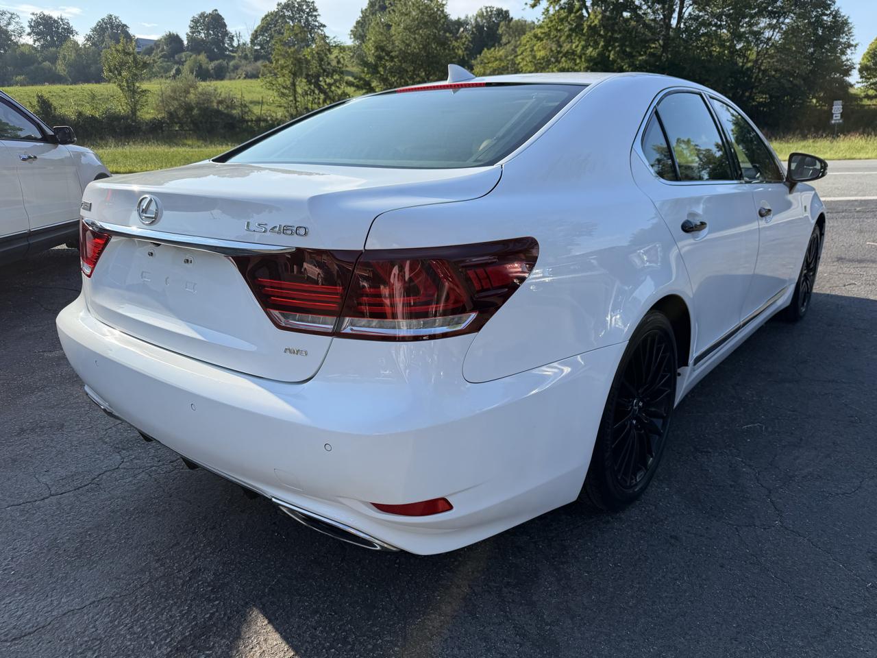 Lexus LS 460 Crafted Line 4D Sedan 2015