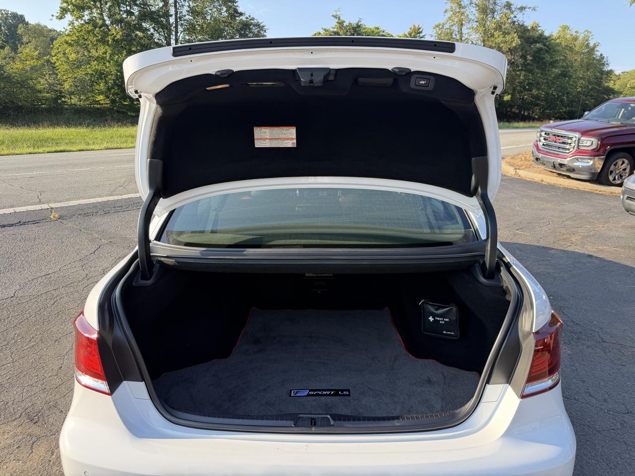 Lexus LS 460 Crafted Line 4D Sedan 2015