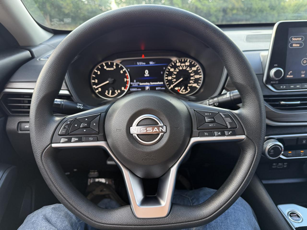 Nissan Altima 2.5 SV Sedan 2024