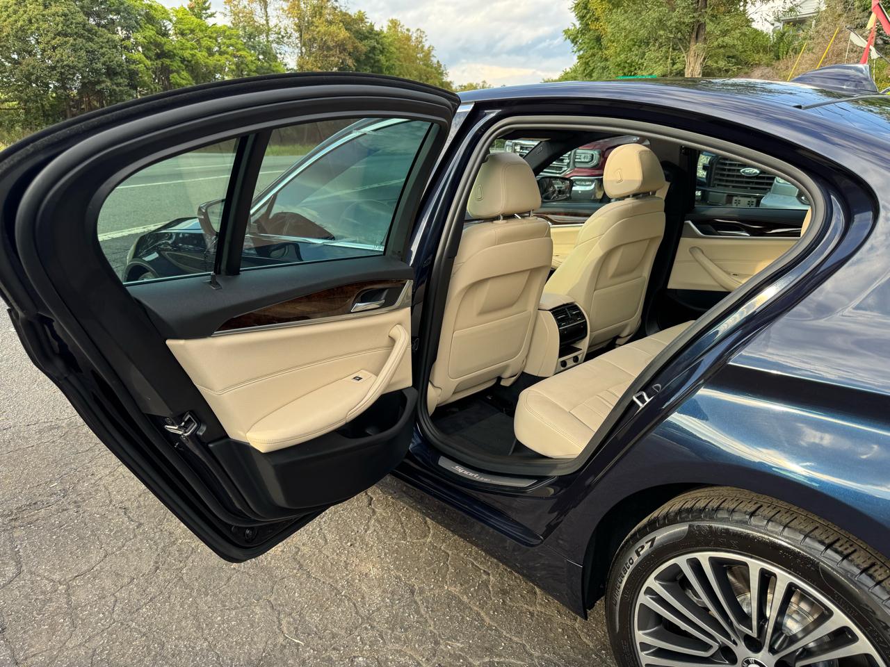 BMW 5 Series 530i Sedan 2017