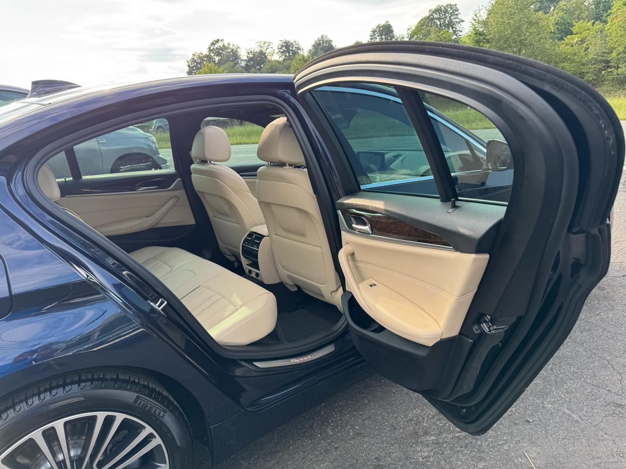 BMW 5 Series 530i Sedan 2017