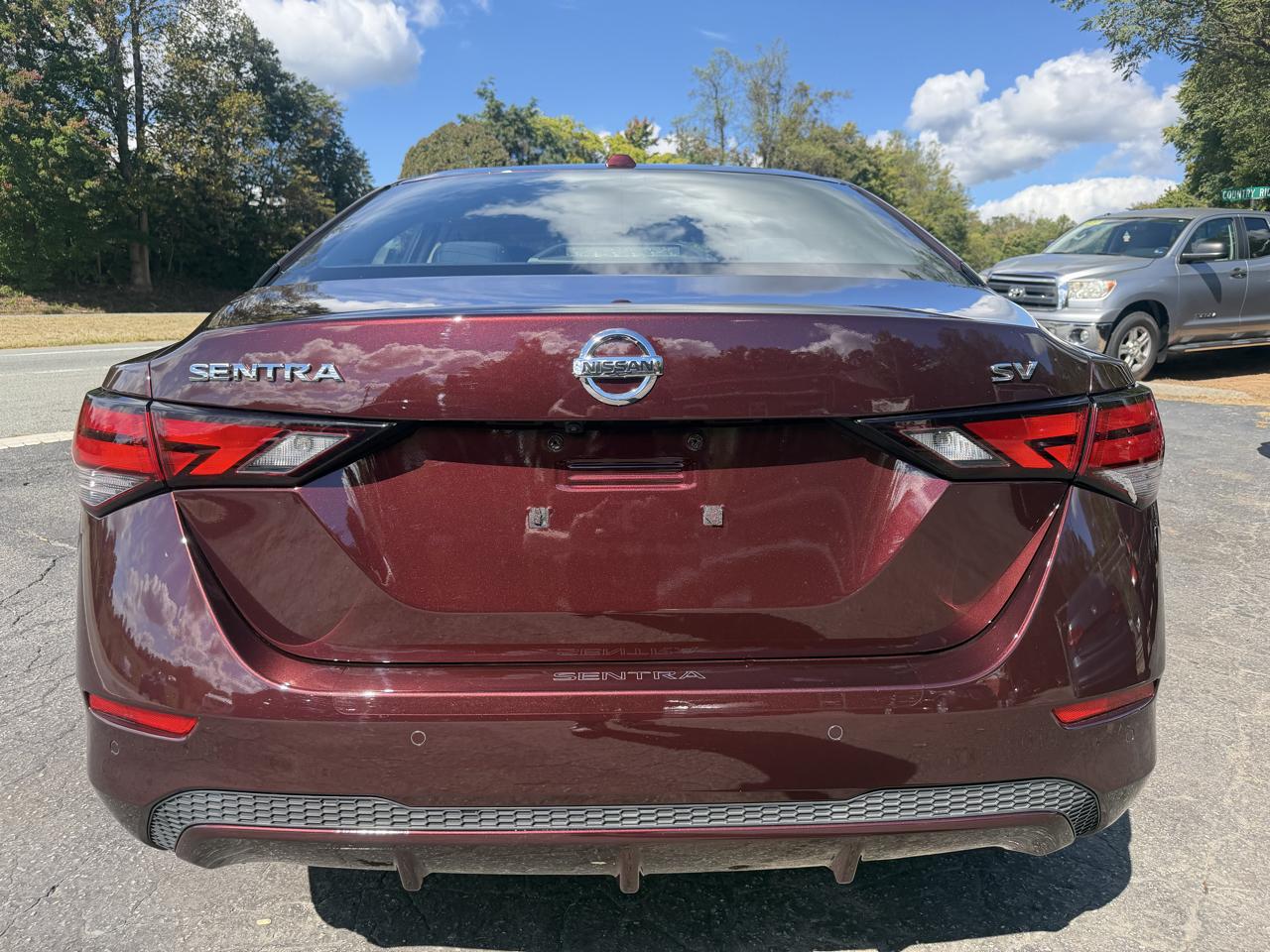 Nissan Sentra SV 2023