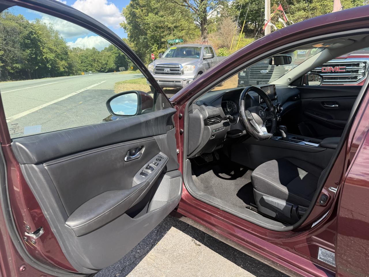 Nissan Sentra SV 2023