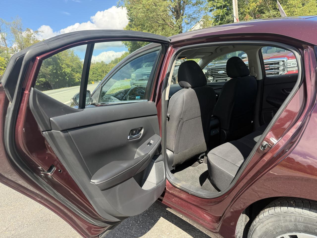 Nissan Sentra SV 2023
