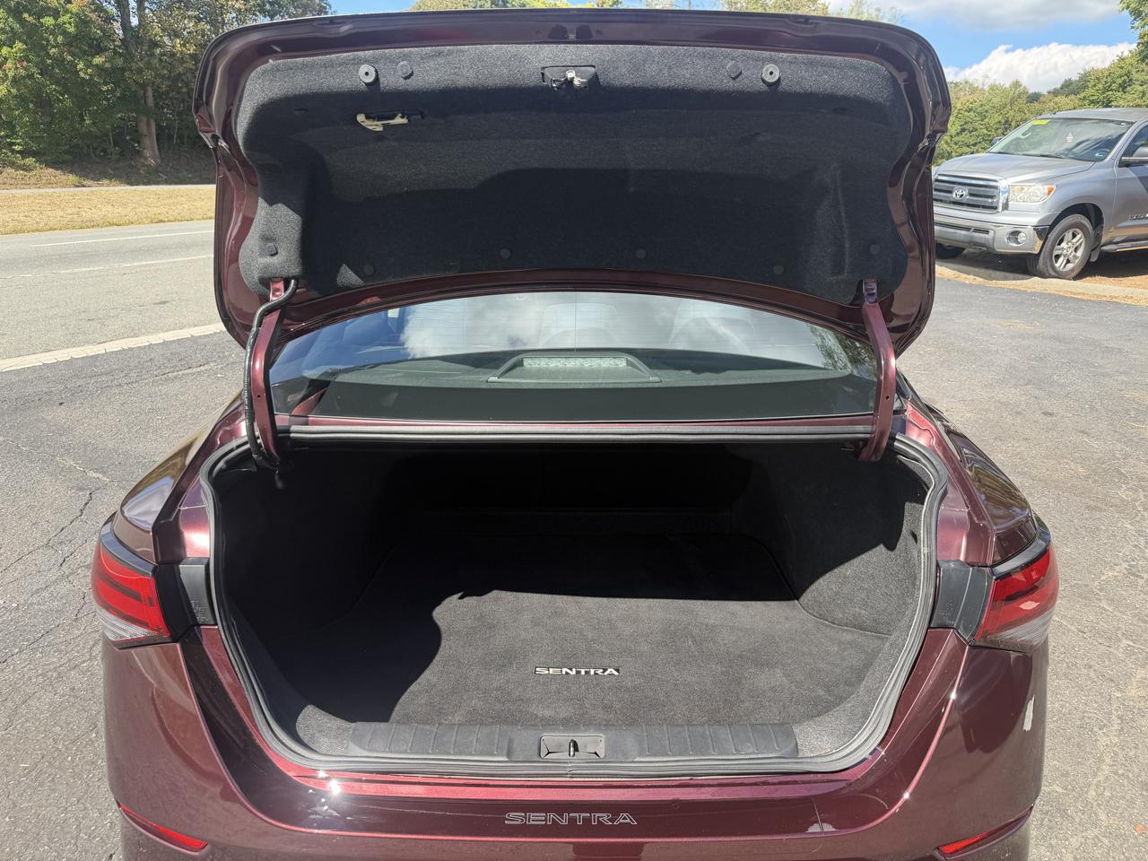 Nissan Sentra SV 2023