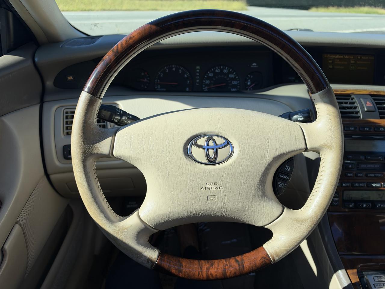 Toyota Avalon XLS 2004