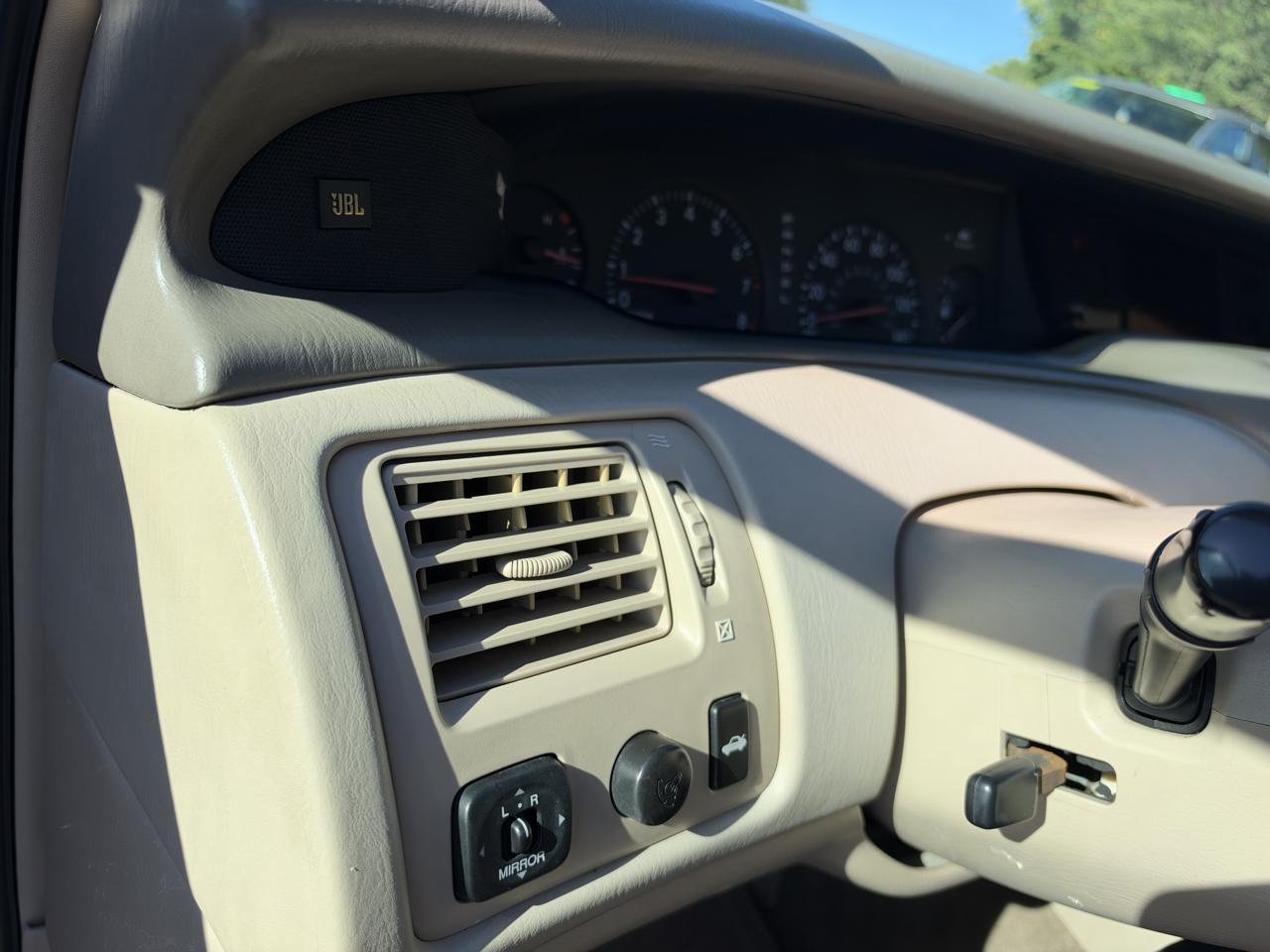 Toyota Avalon XLS 2004