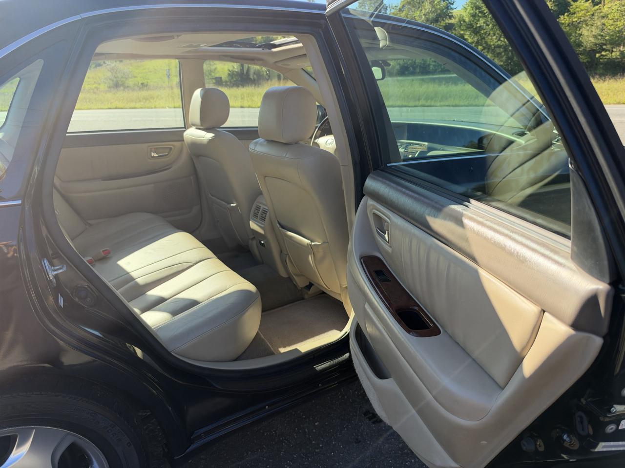 Toyota Avalon XLS 2004