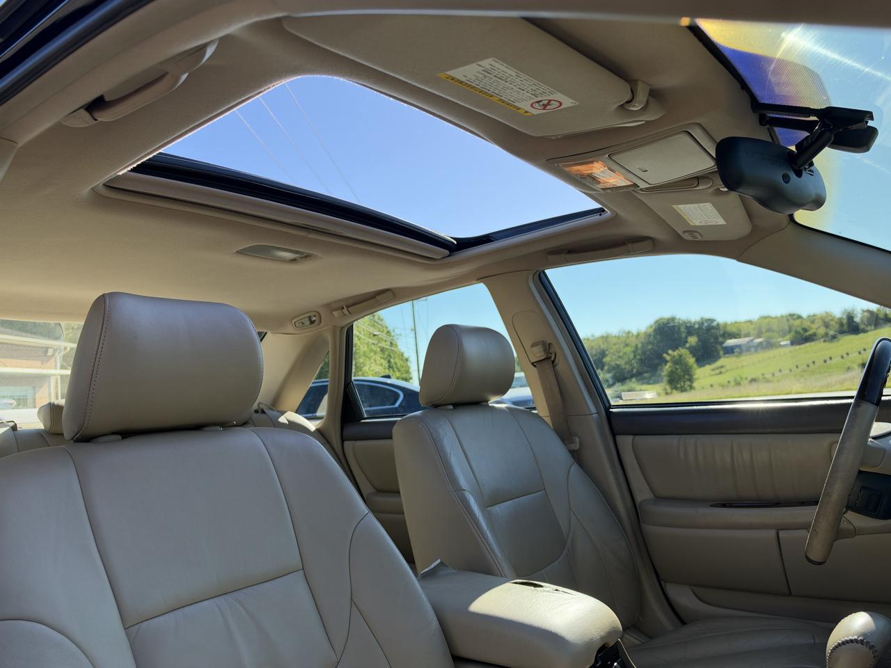 Toyota Avalon XLS 2004