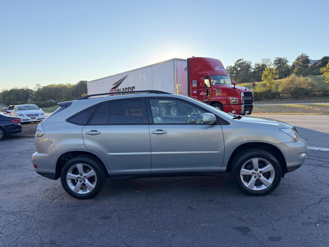 Lexus RX 330 4dr SUV AWD 2005