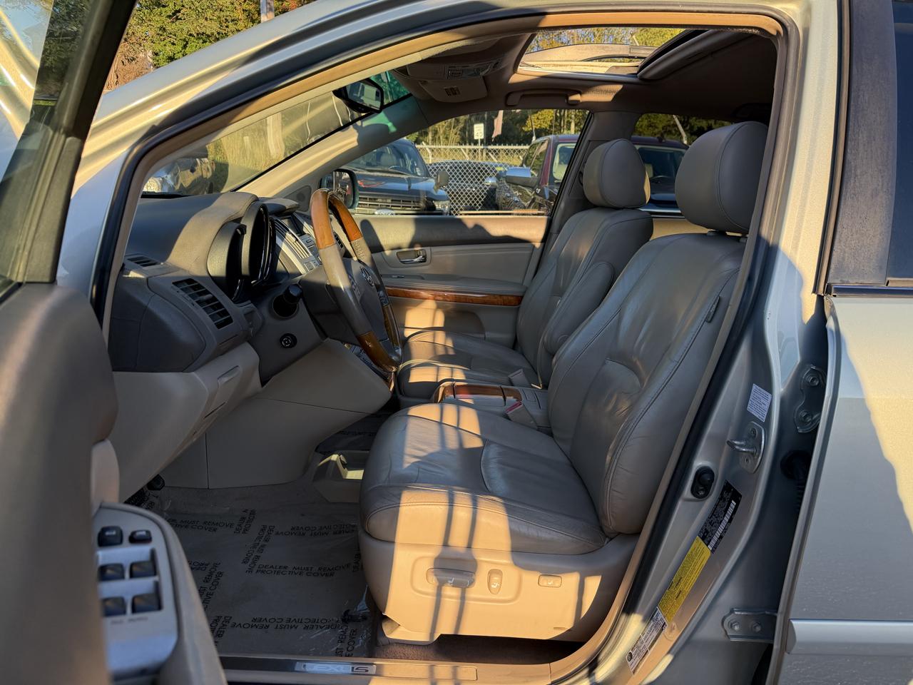 Lexus RX 330 4dr SUV AWD 2005
