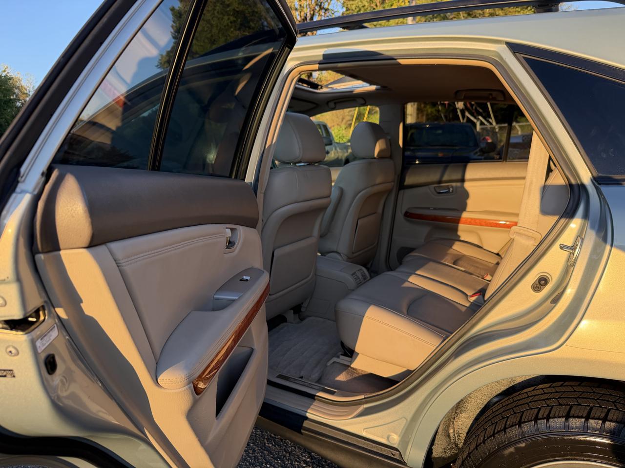 Lexus RX 330 4dr SUV AWD 2005