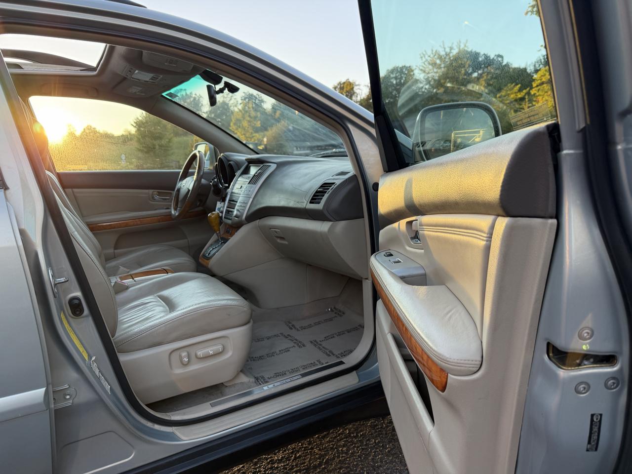 Lexus RX 330 4dr SUV AWD 2005